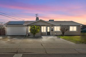 620 N Ham Ln, Lodi, CA 95242-2419